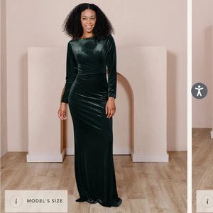 Revelry Gemma classic emerald size 8 petite hem